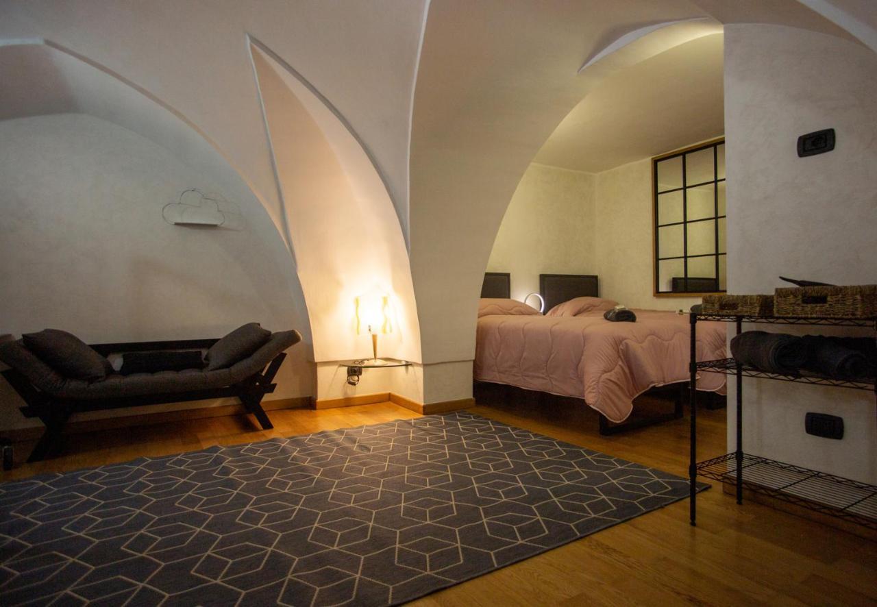 Casa Colombo - The Fab Stay Бриндизи Экстерьер фото